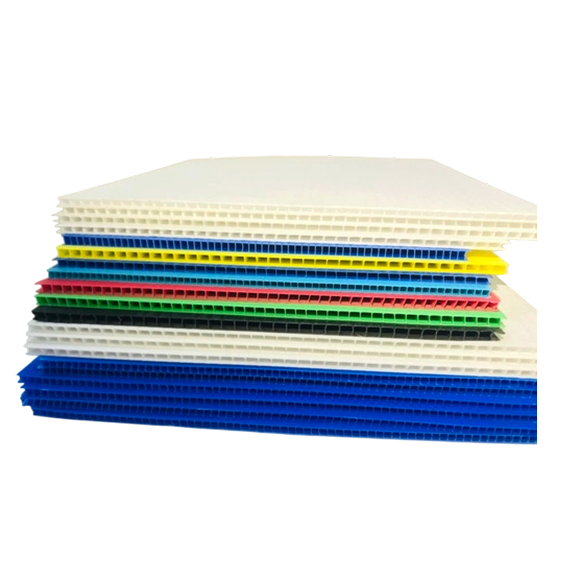 IMPERVIUS Fluted Polypropylene Sheet pro PRAECLUSIO Box Faciens