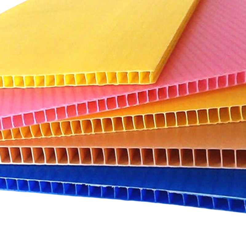 IMPERVIUS Fluted Polypropylene Sheet pro PRAECLUSIO Box Faciens
