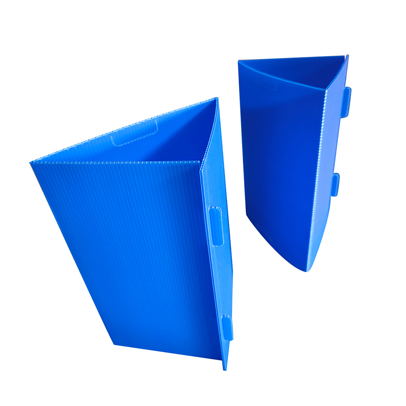 UV Stabilized Corrugated Plastic Arbor Custodes
